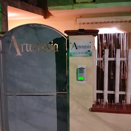 Artemisia Bed & Breakfast *