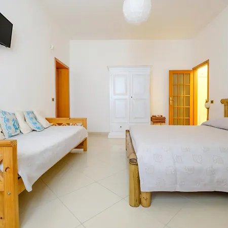 Artemisia Bed & Breakfast