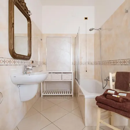 Artemisia Bed and breakfast